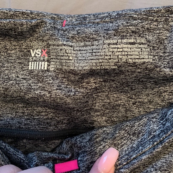 Victoria’s Sport Leggings - Picture 2 of 2